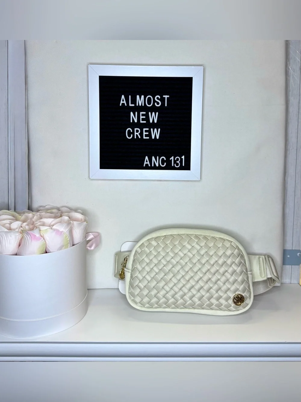 Steve Madden White Quilted Belt Bag Crossbody Gold Hardware Y2K Chic 🤍✨
